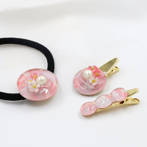 つまみ細工のヘアアクセサリー3つセット<桃色>
