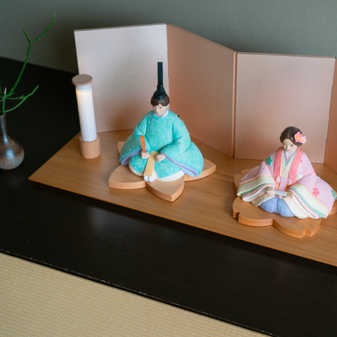 ≪期間限定価格≫花の宴　灰原愛の木製雛人形　wide桜色屏風とお道具セット（間口70cm）