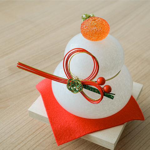 Hakata Vidro Glass Kagami Mochi for a Sunny Life 