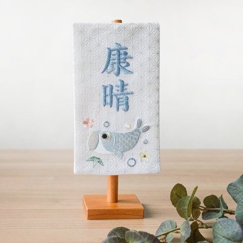 Silk embroidered name battledore decoration, rose embroidered name flag 
